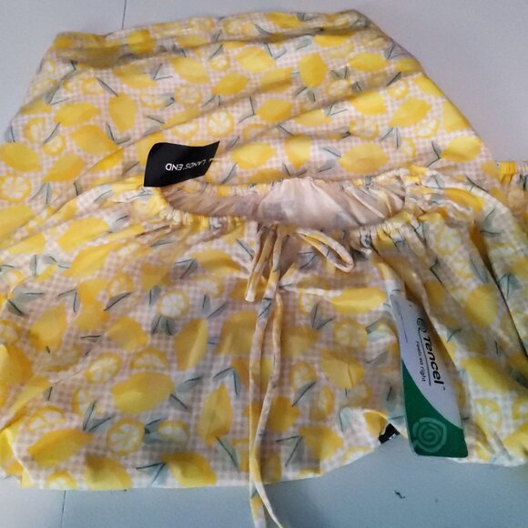Lands End Womens Lemon Print Top XSmall Tencel Blend Breathable material - Picture 10 of 11